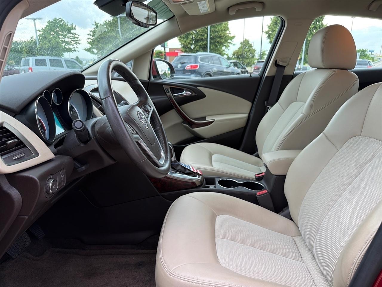 Buick Verano Base 2014