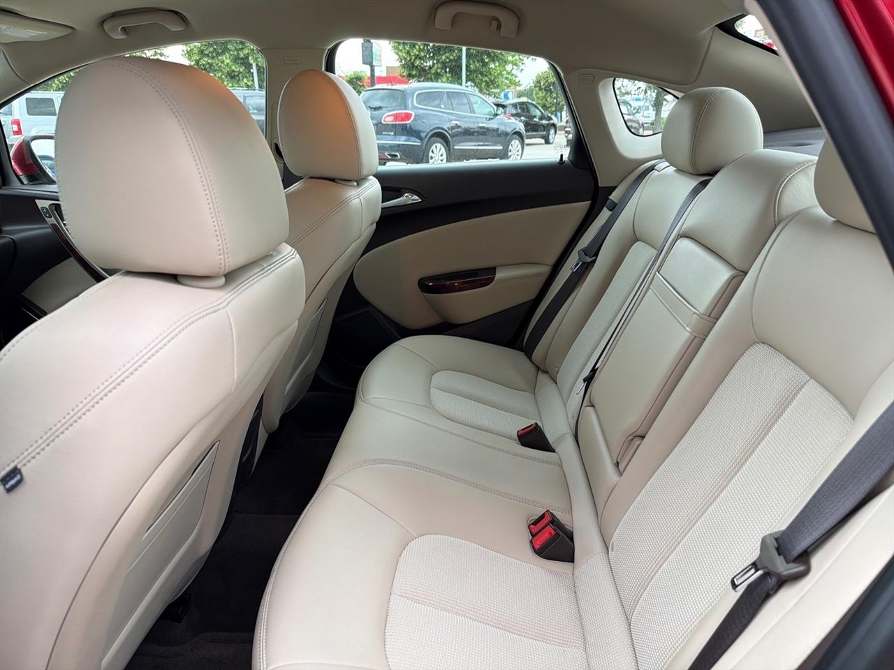 Buick Verano Base 2014