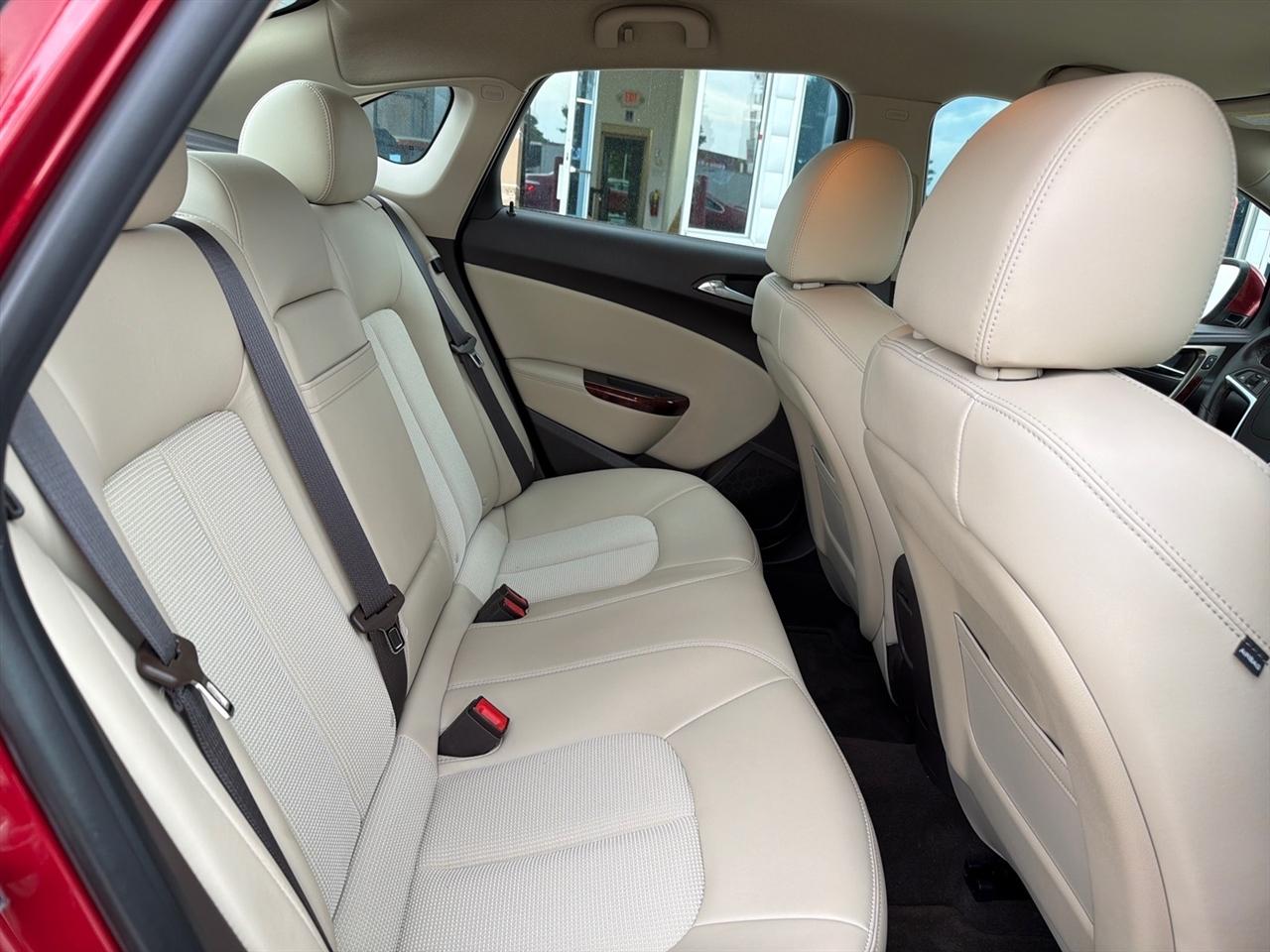 Buick Verano Base 2014