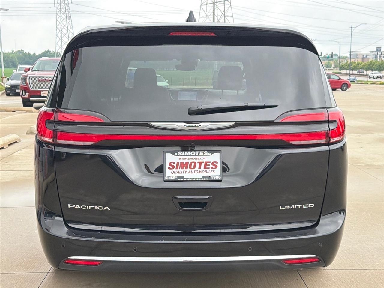 Chrysler Pacifica Limited 2026