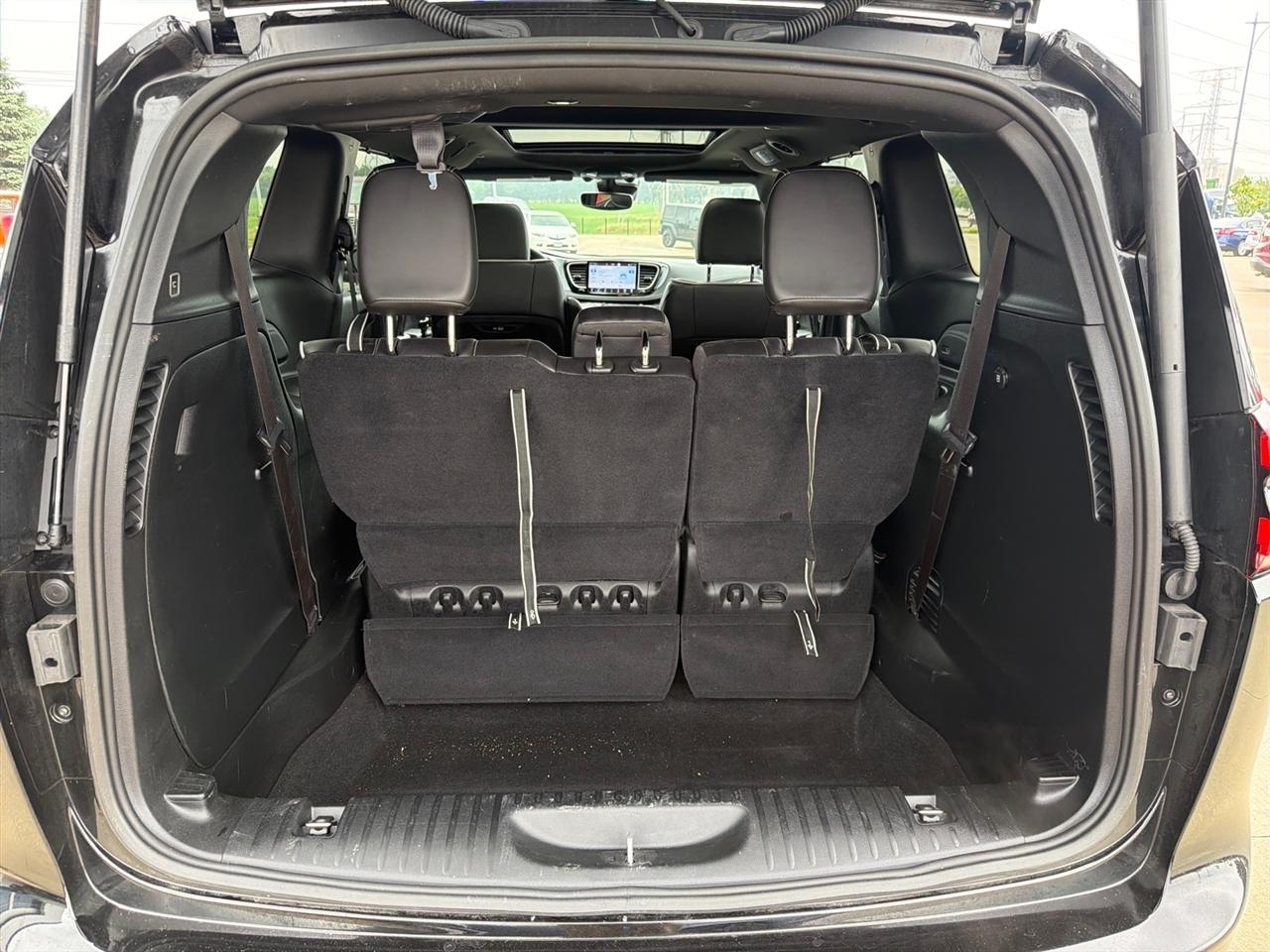 Chrysler Pacifica Limited 2026