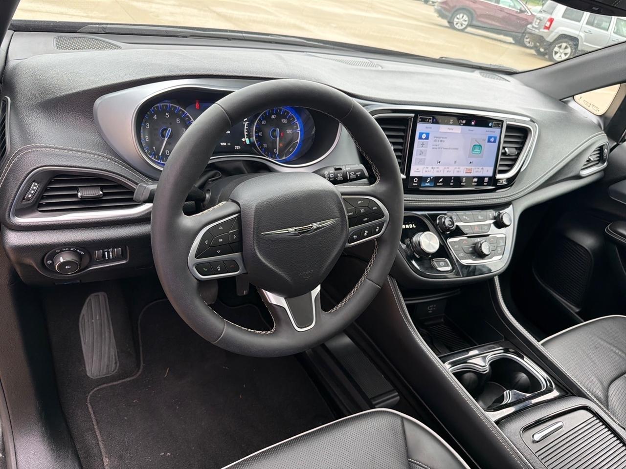 Chrysler Pacifica Limited 2026