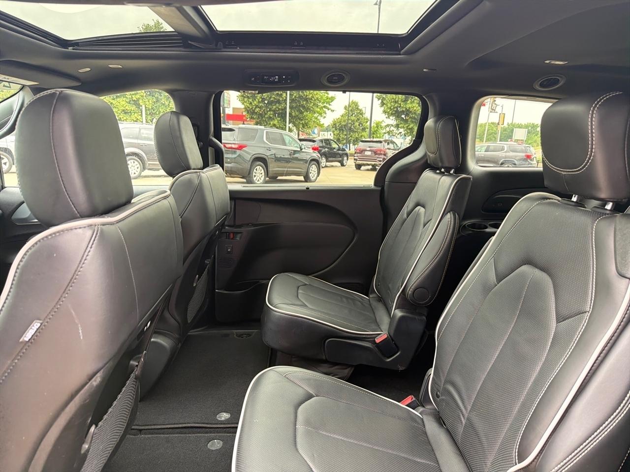 Chrysler Pacifica Limited 2026