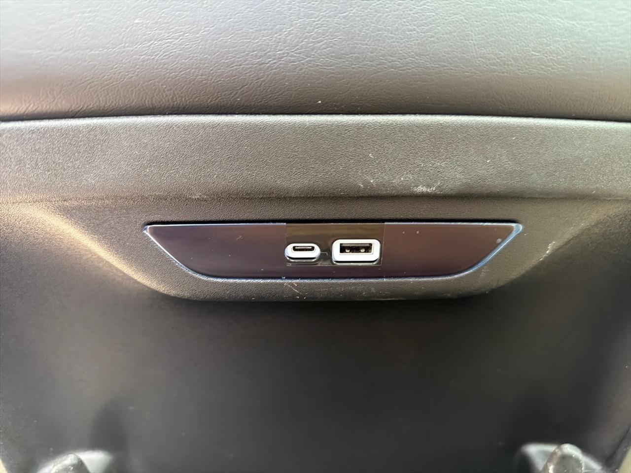Chrysler Pacifica Limited 2026