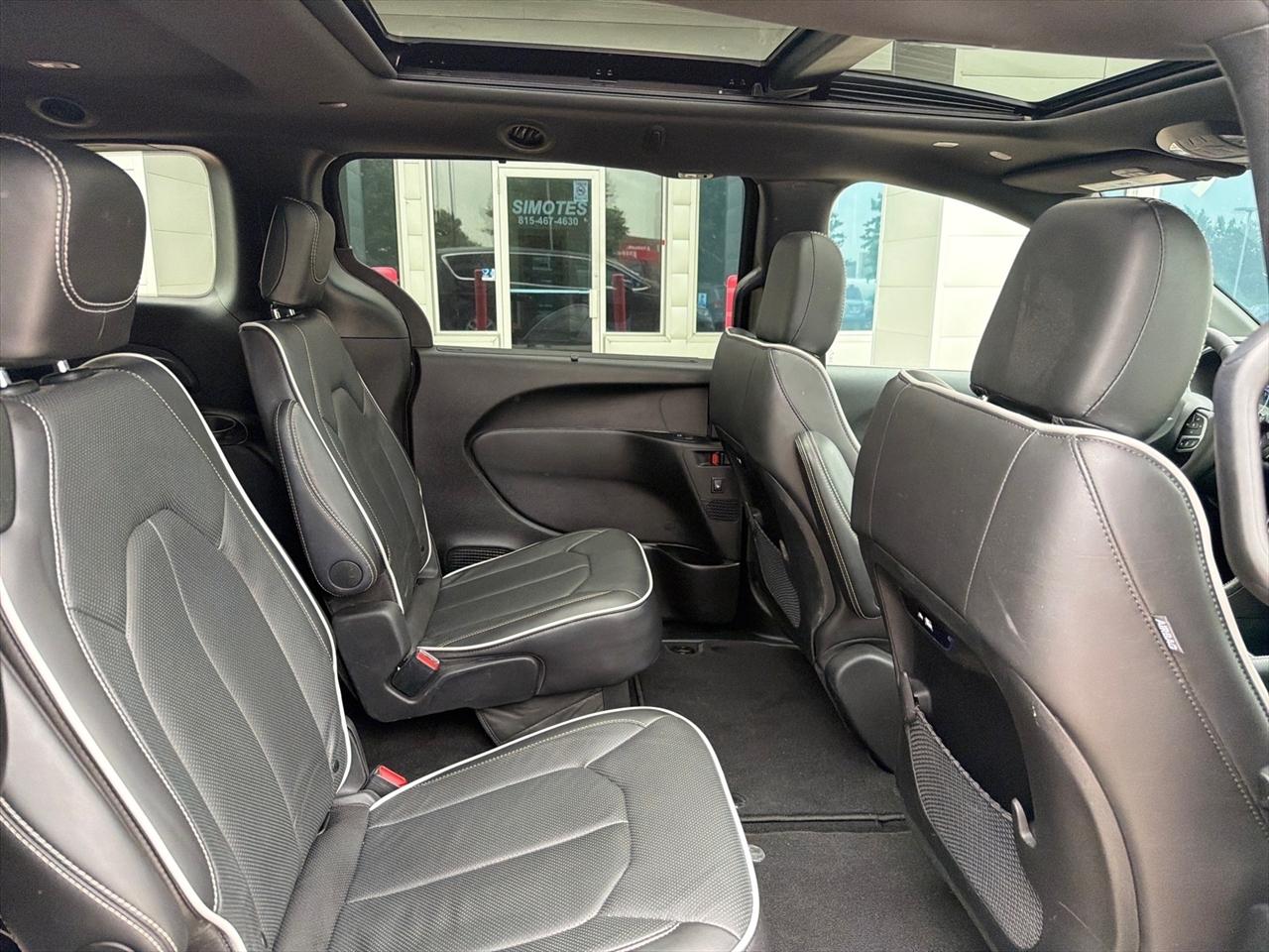 Chrysler Pacifica Limited 2026