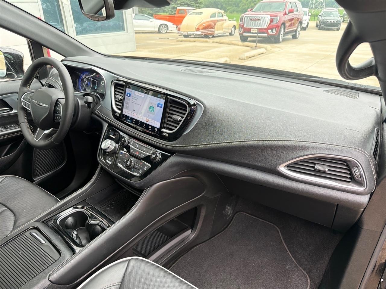 Chrysler Pacifica Limited 2026