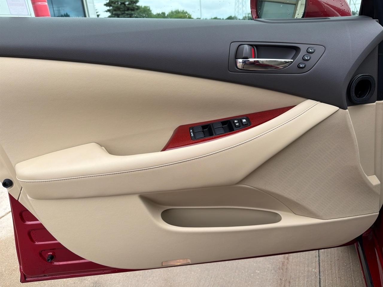 Lexus ES 350 Sedan 2009