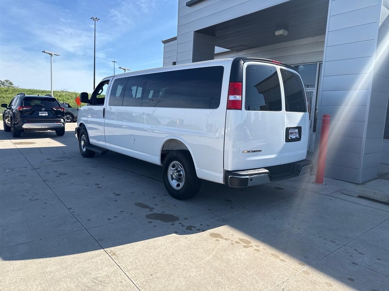 Chevrolet Express LT 3500 Extended 2025