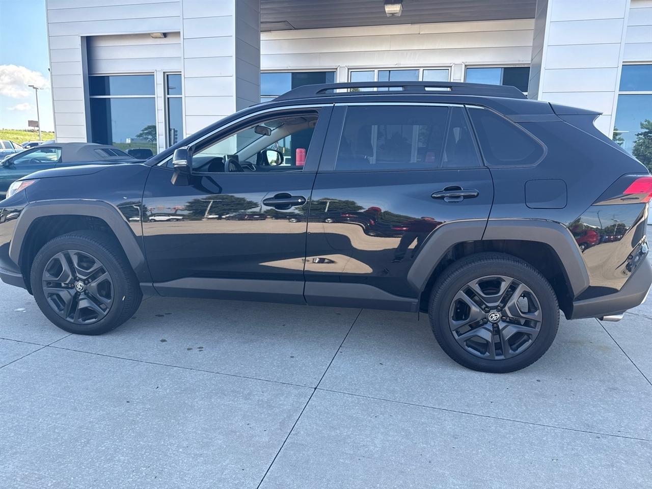 Toyota RAV4 Adventure AWD 2024