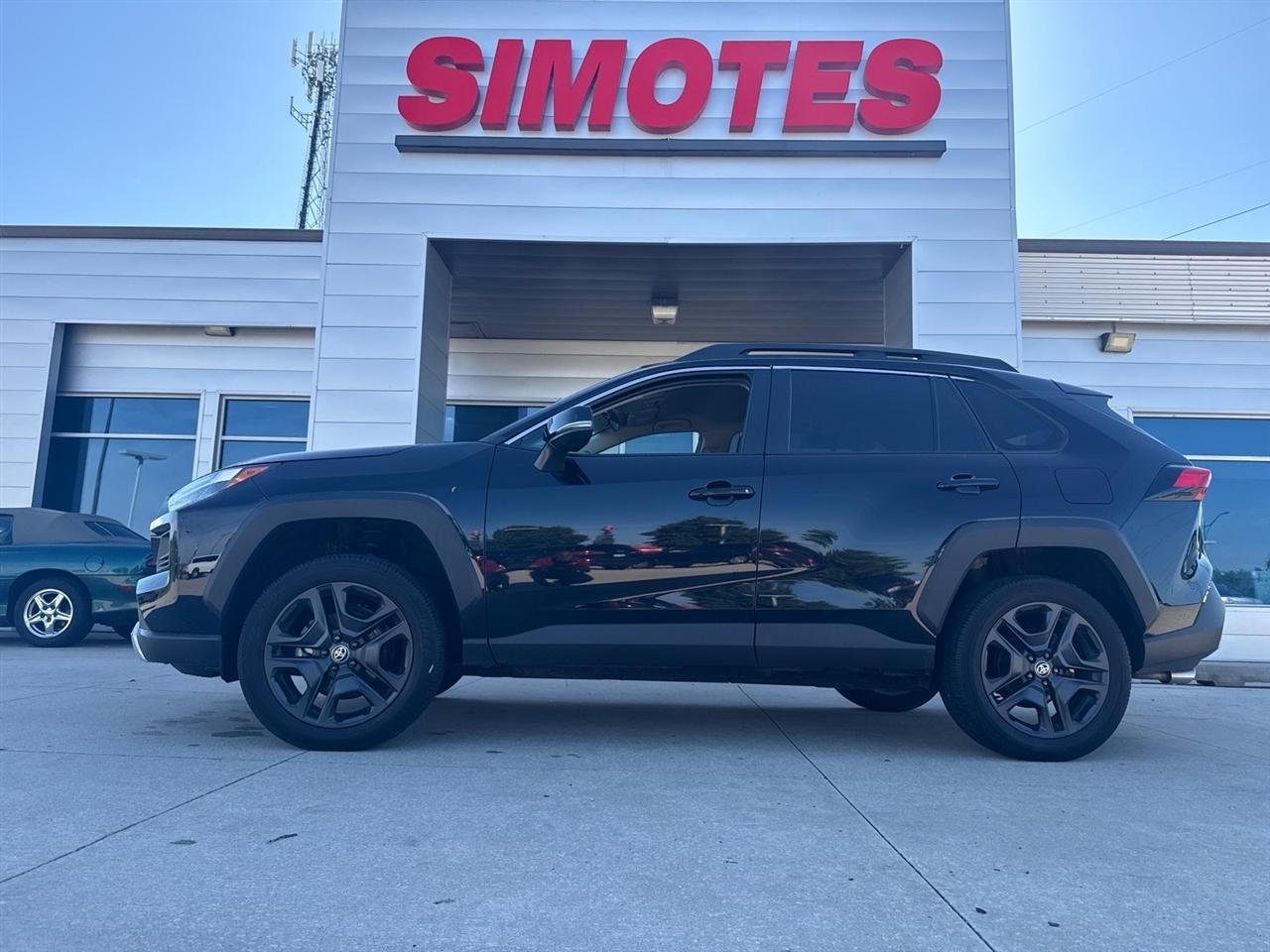 Toyota RAV4 Adventure AWD 2024