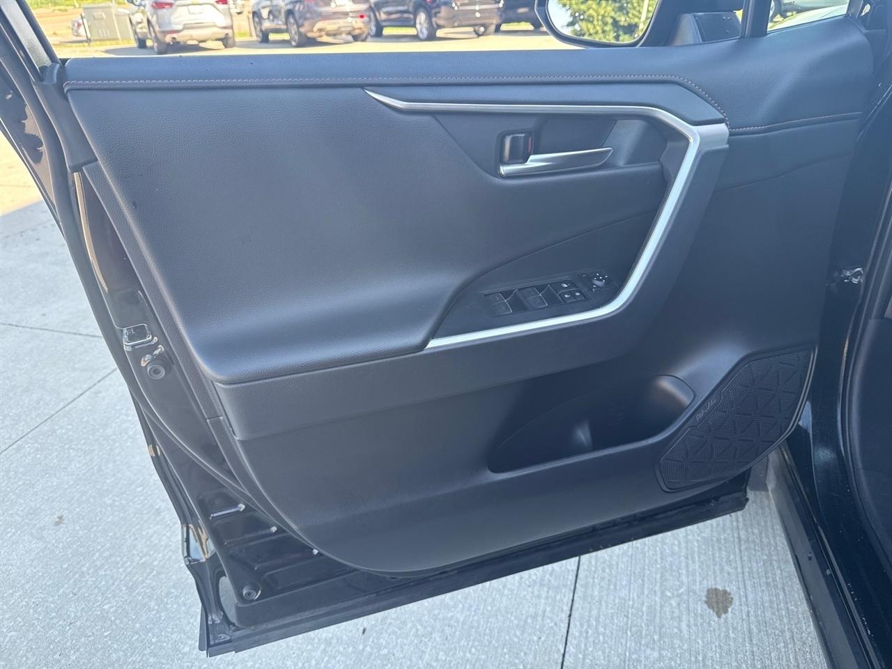 Toyota RAV4 Adventure AWD 2024