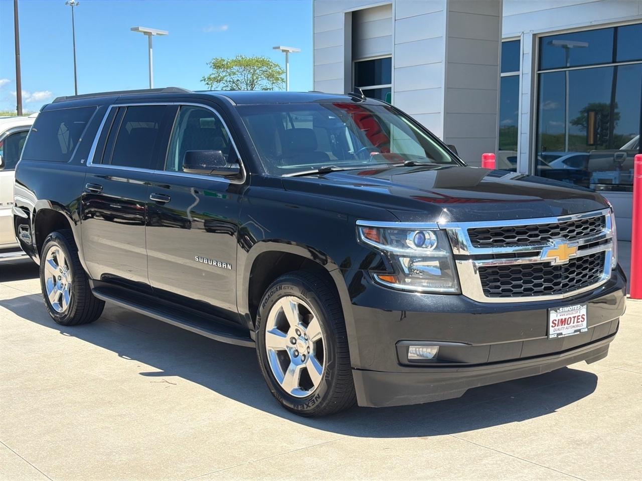 Chevrolet Suburban LT 4WD 2016