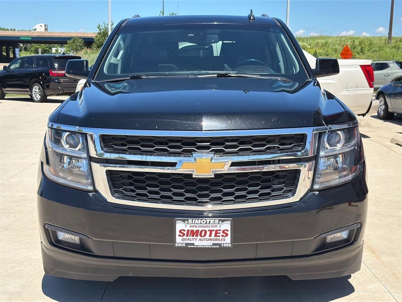 Chevrolet Suburban LT 4WD 2016