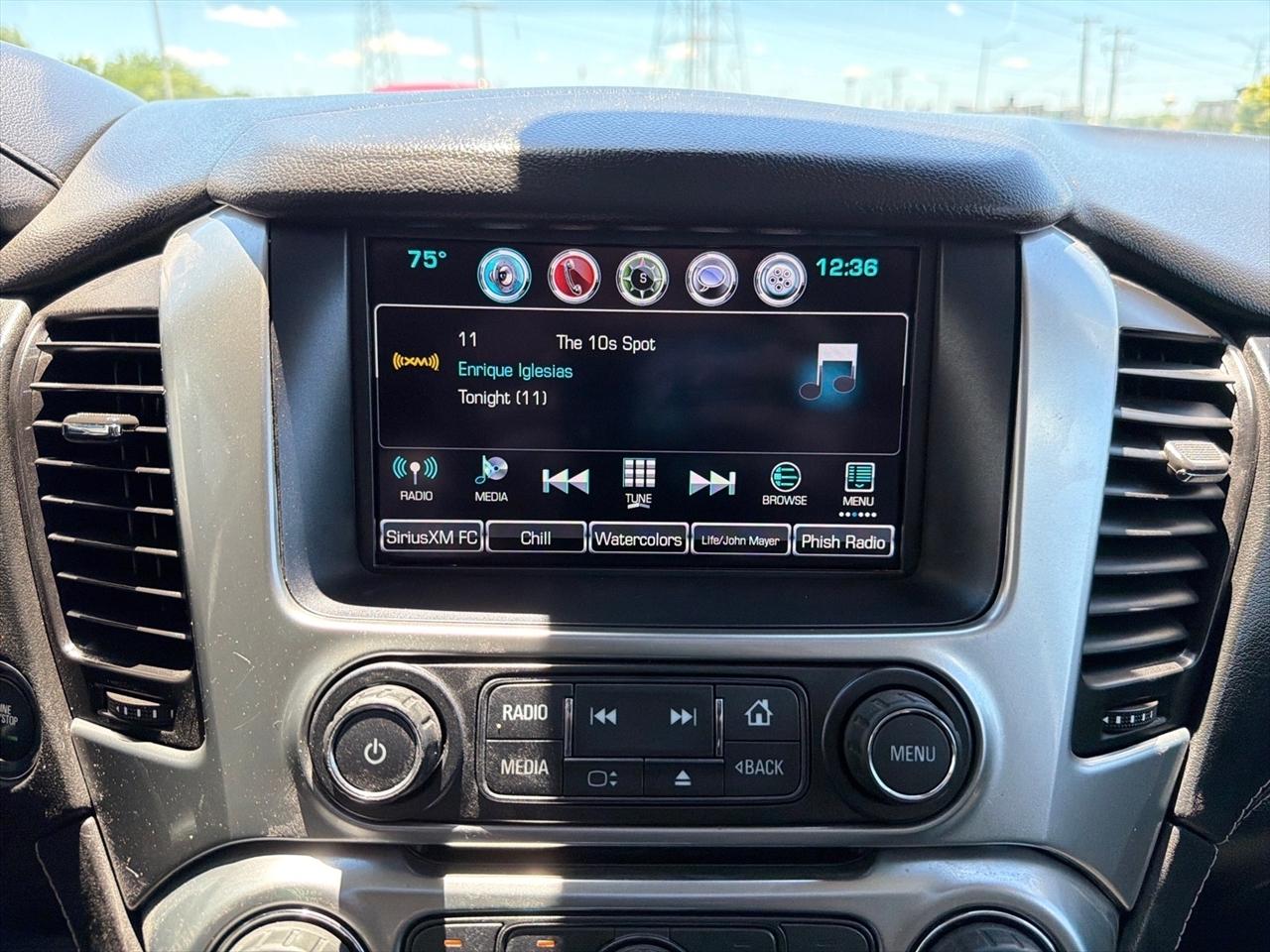 Chevrolet Suburban LT 4WD 2016