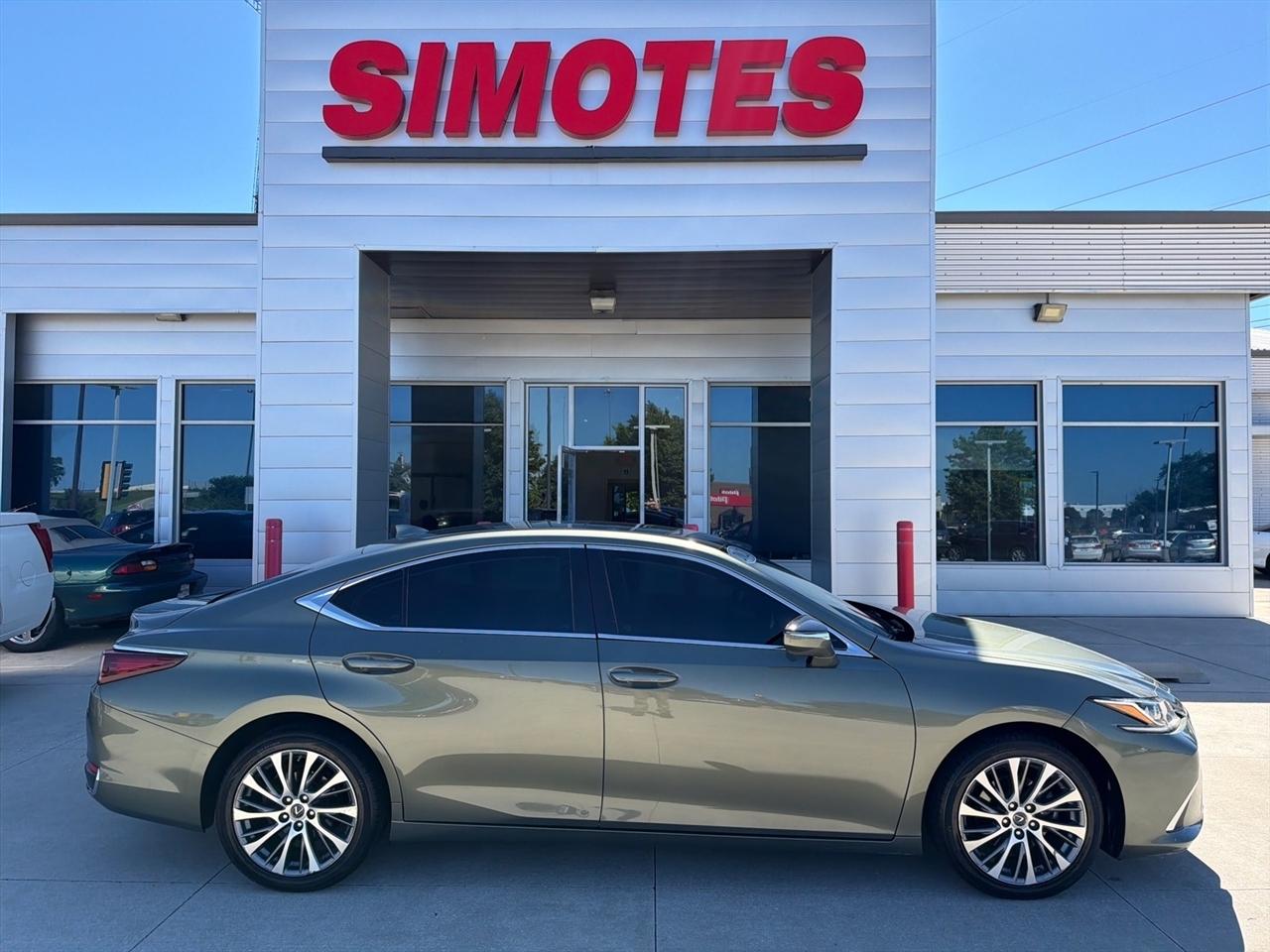 2021 Lexus ES 250 Premium