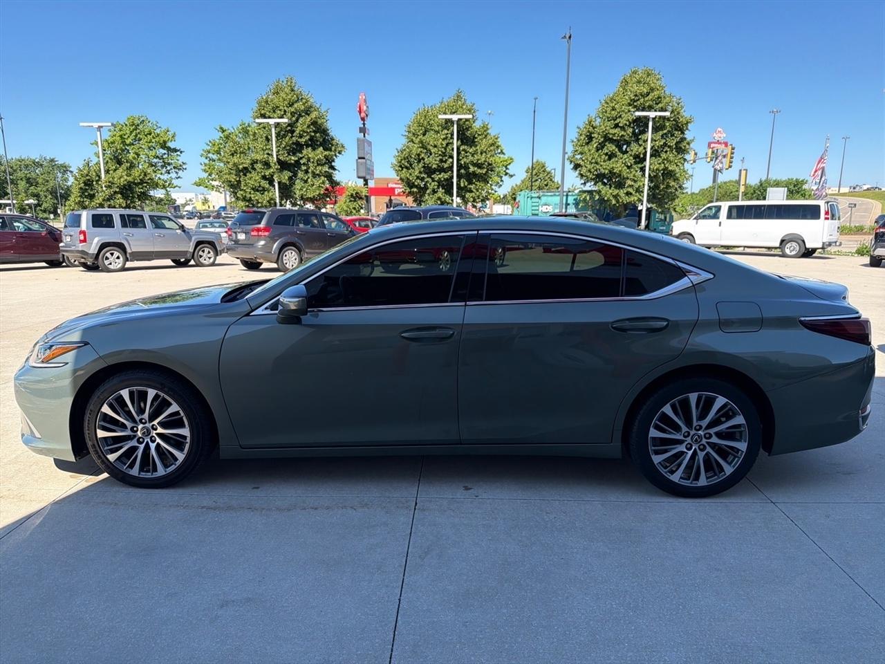 Lexus ES 250 Premium 2021