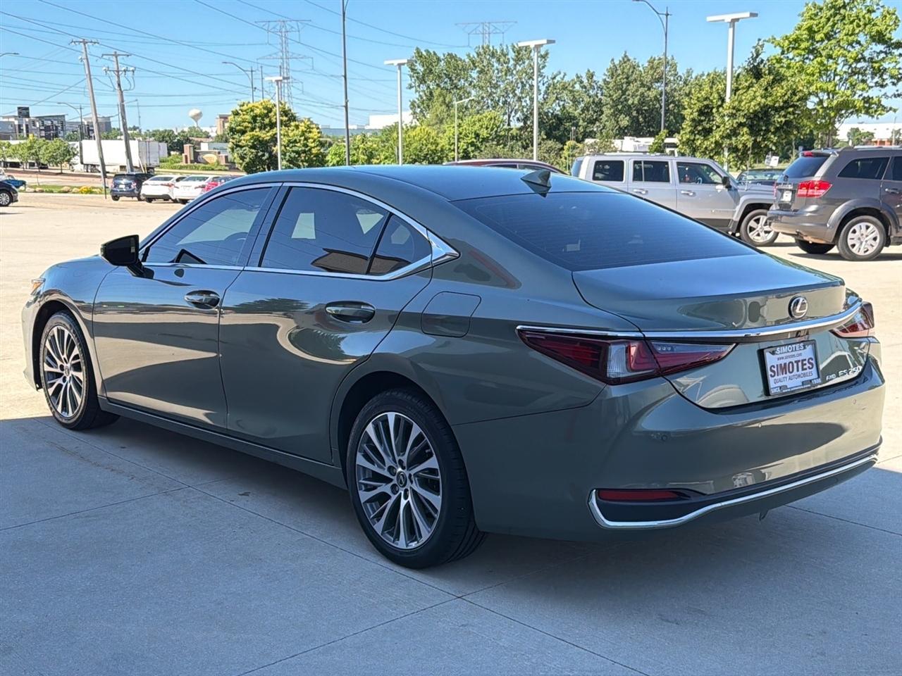 Lexus ES 250 Premium 2021