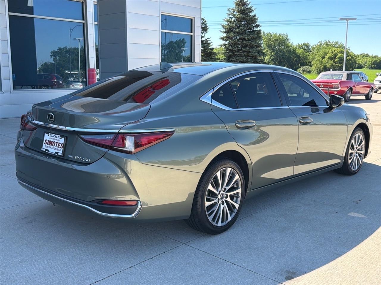 Lexus ES 250 Premium 2021