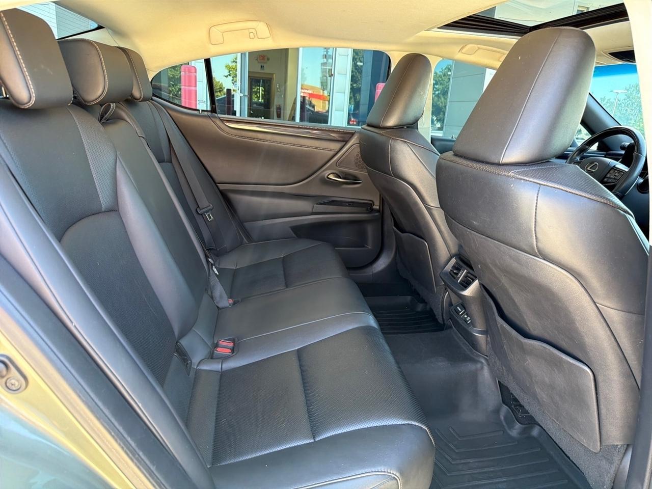 Lexus ES 250 Premium 2021