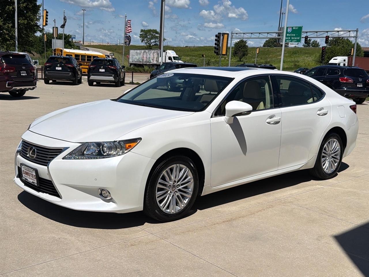 Lexus ES 350 Sedan 2015