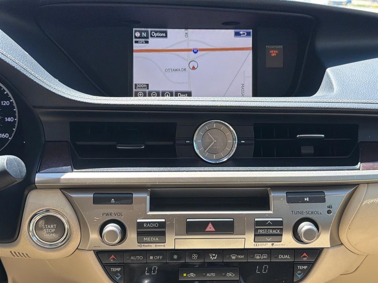 Lexus ES 350 Sedan 2015