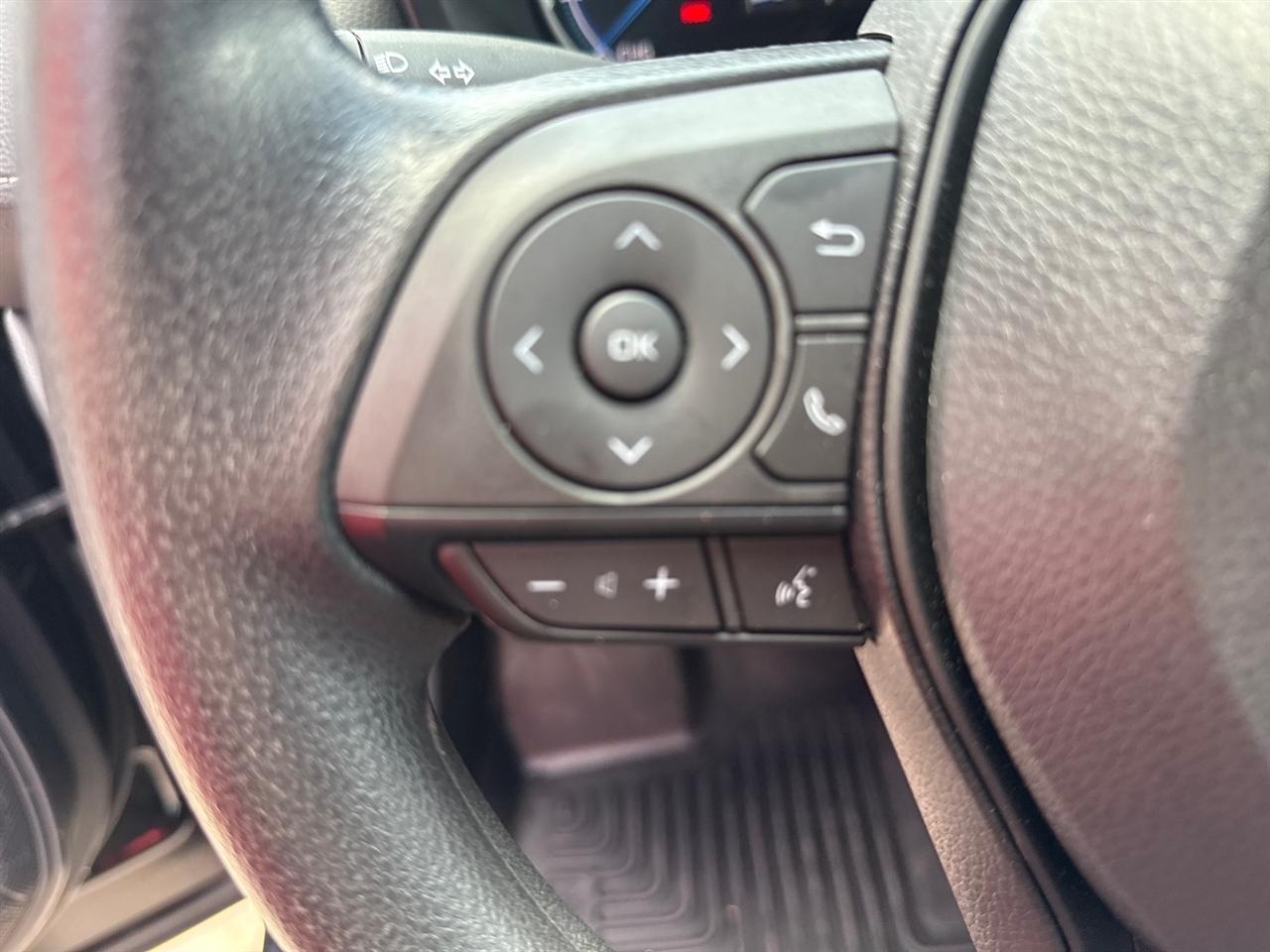 Toyota RAV4 Hybrid XLE 2024