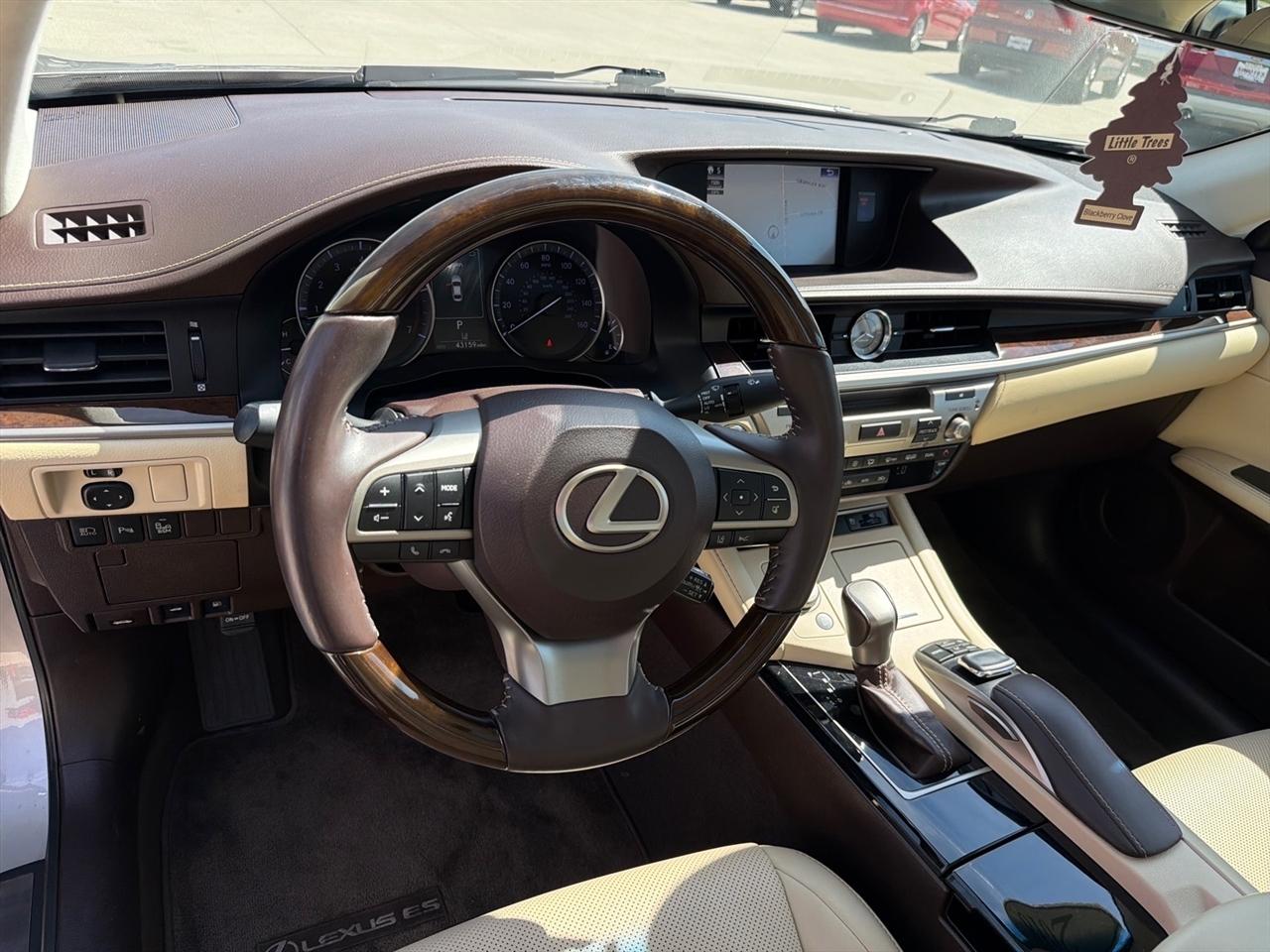 Lexus ES 350 Sedan 2018