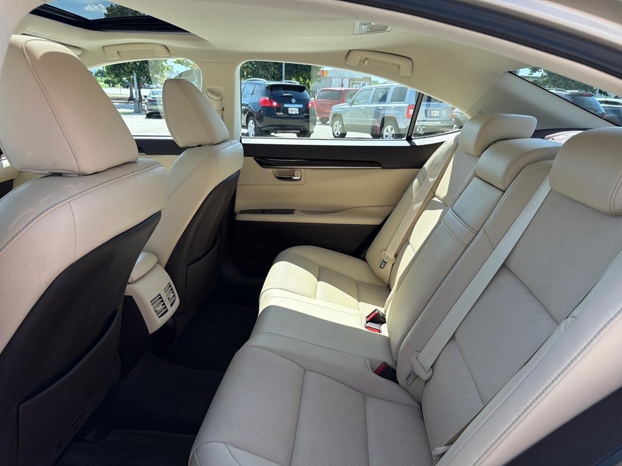 Lexus ES 350 Sedan 2018