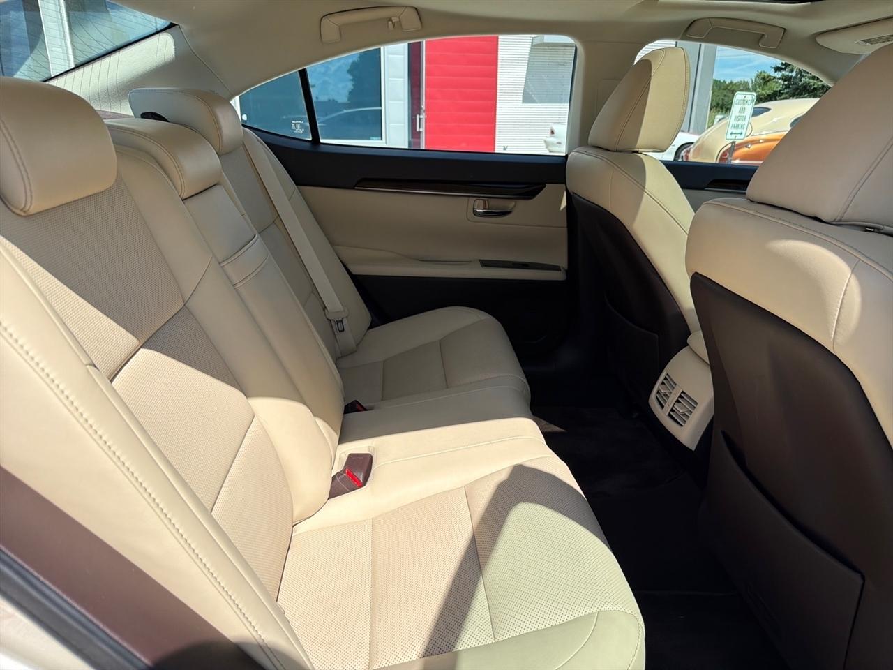 Lexus ES 350 Sedan 2018