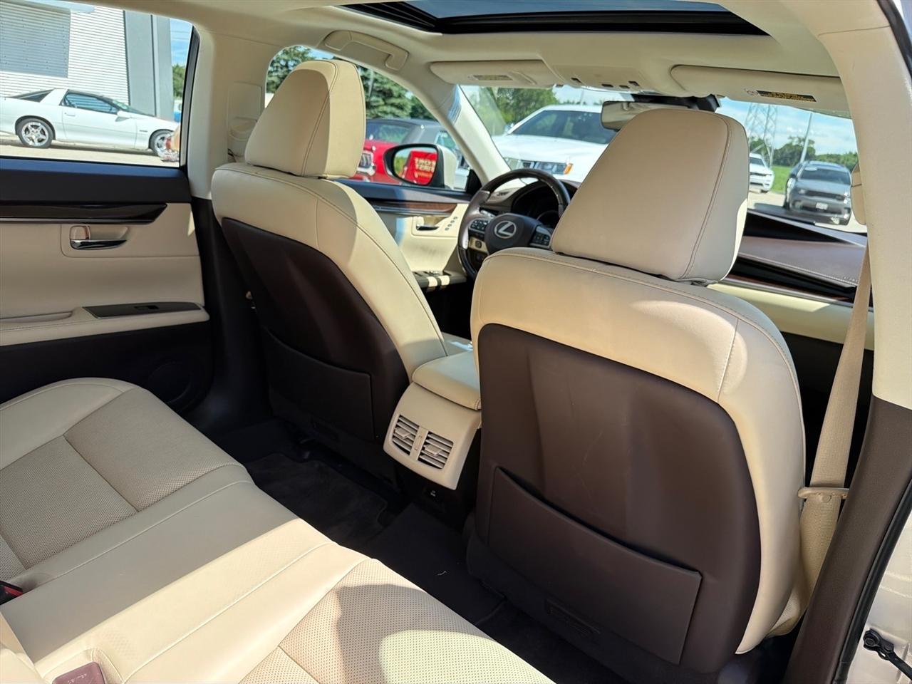 Lexus ES 350 Sedan 2018