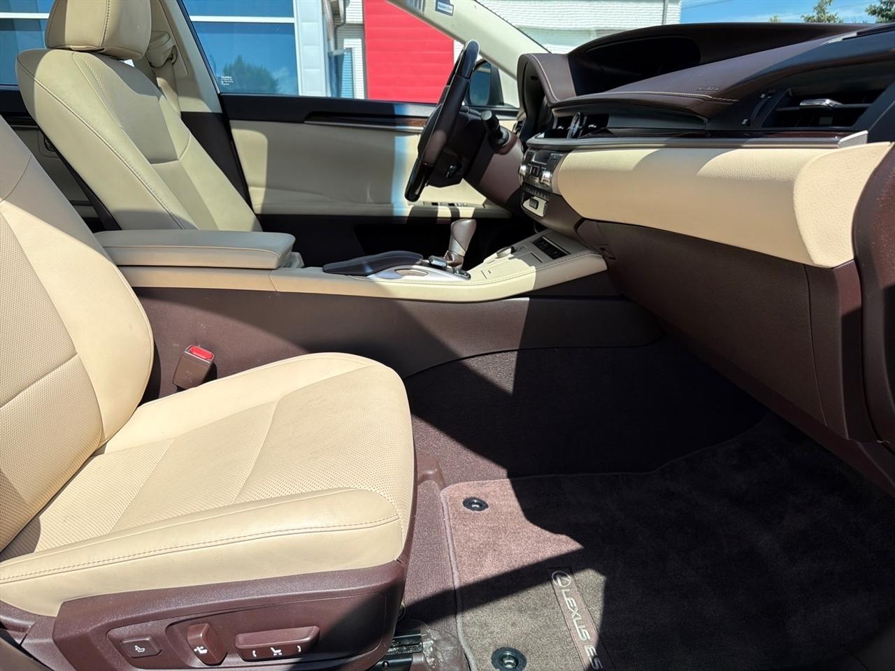 Lexus ES 350 Sedan 2018