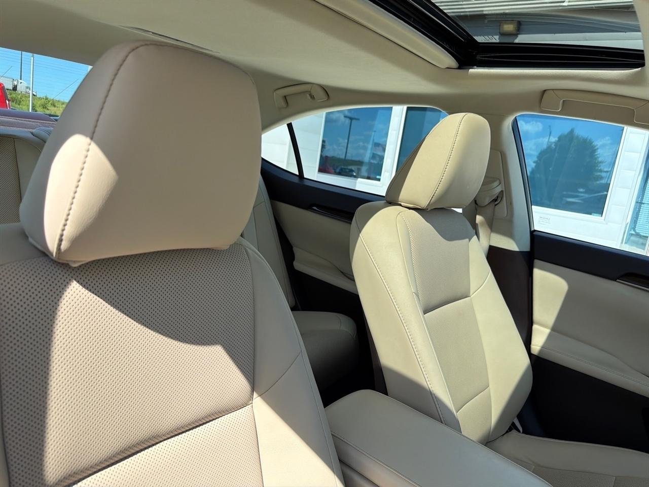 Lexus ES 350 Sedan 2018