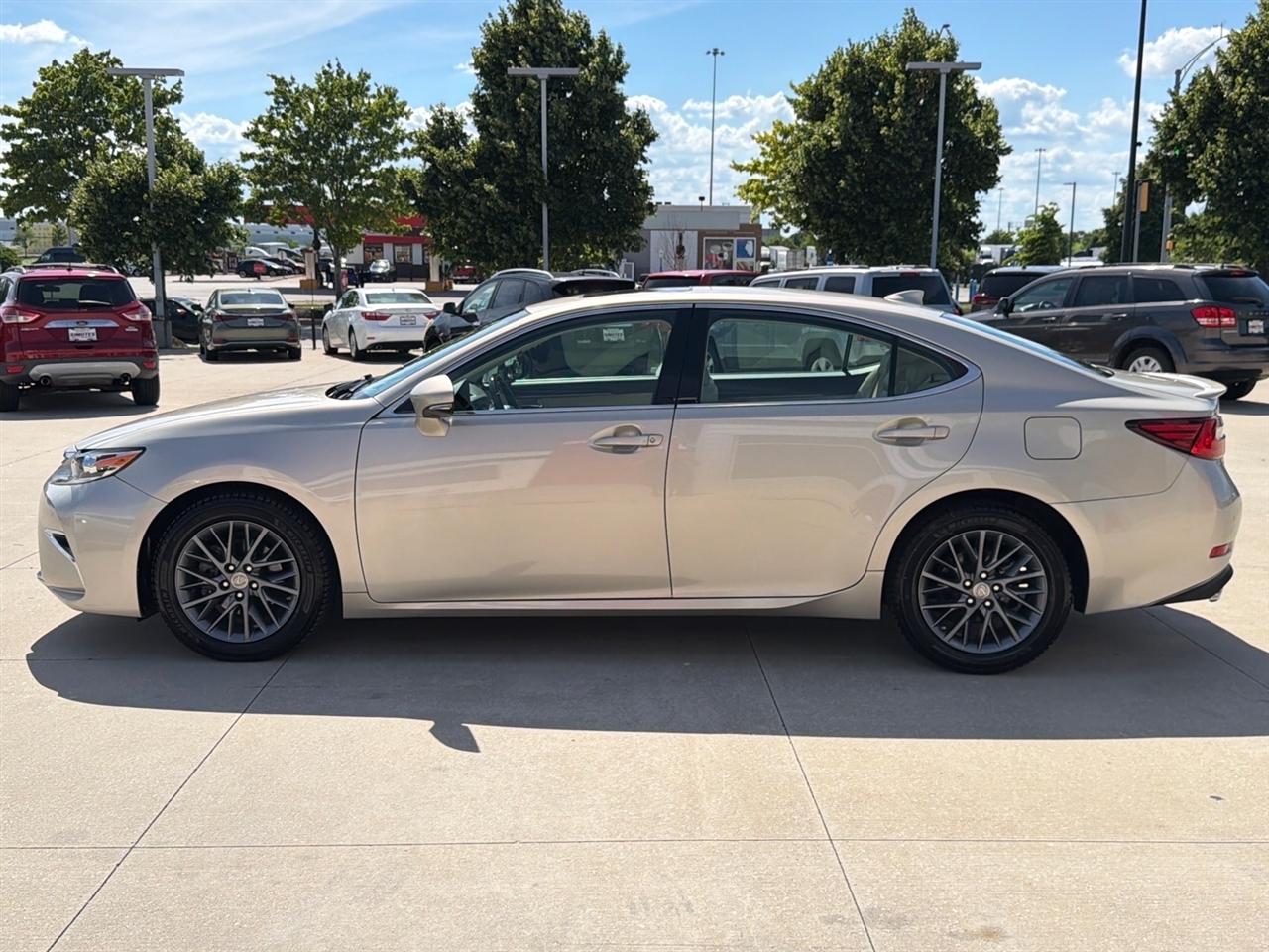 Lexus ES 350 Sedan 2018