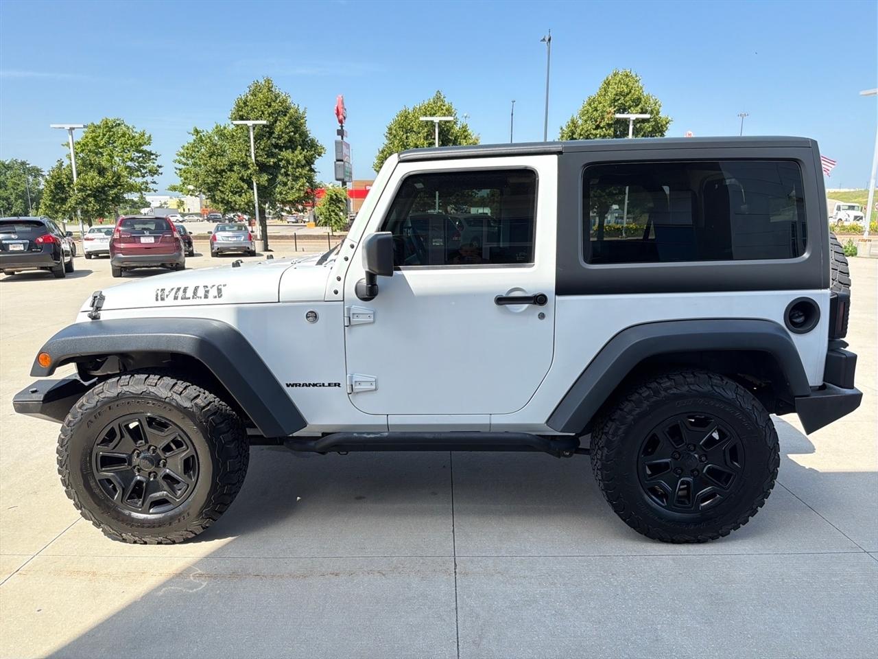 Jeep Wrangler 4WD 2dr Willys Wheeler 2014