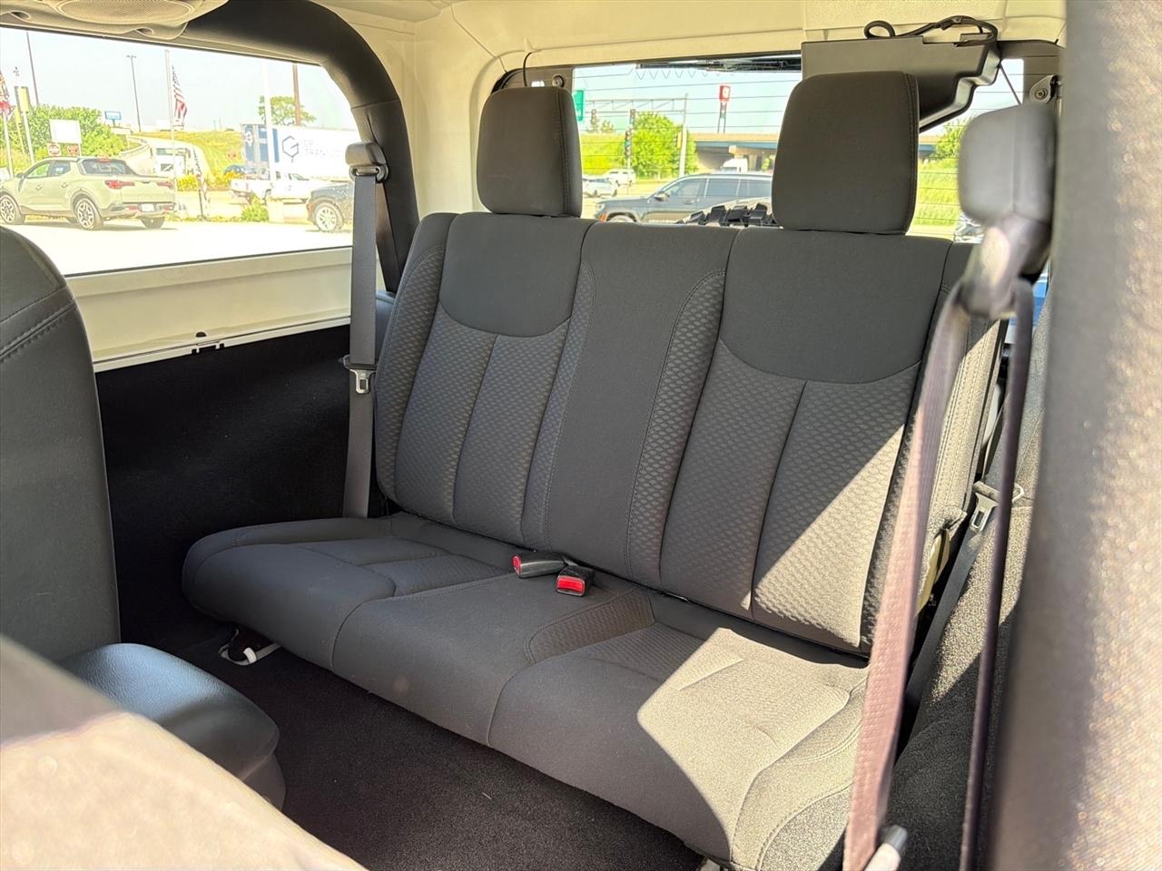 Jeep Wrangler 4WD 2dr Willys Wheeler 2014