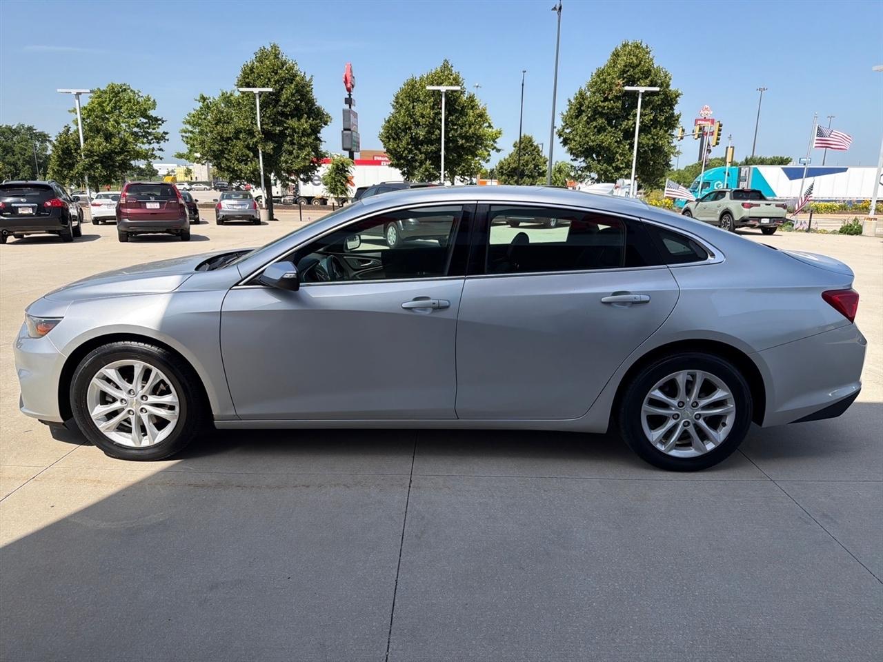 Chevrolet Malibu 4dr Sdn LT w/1LT 2016