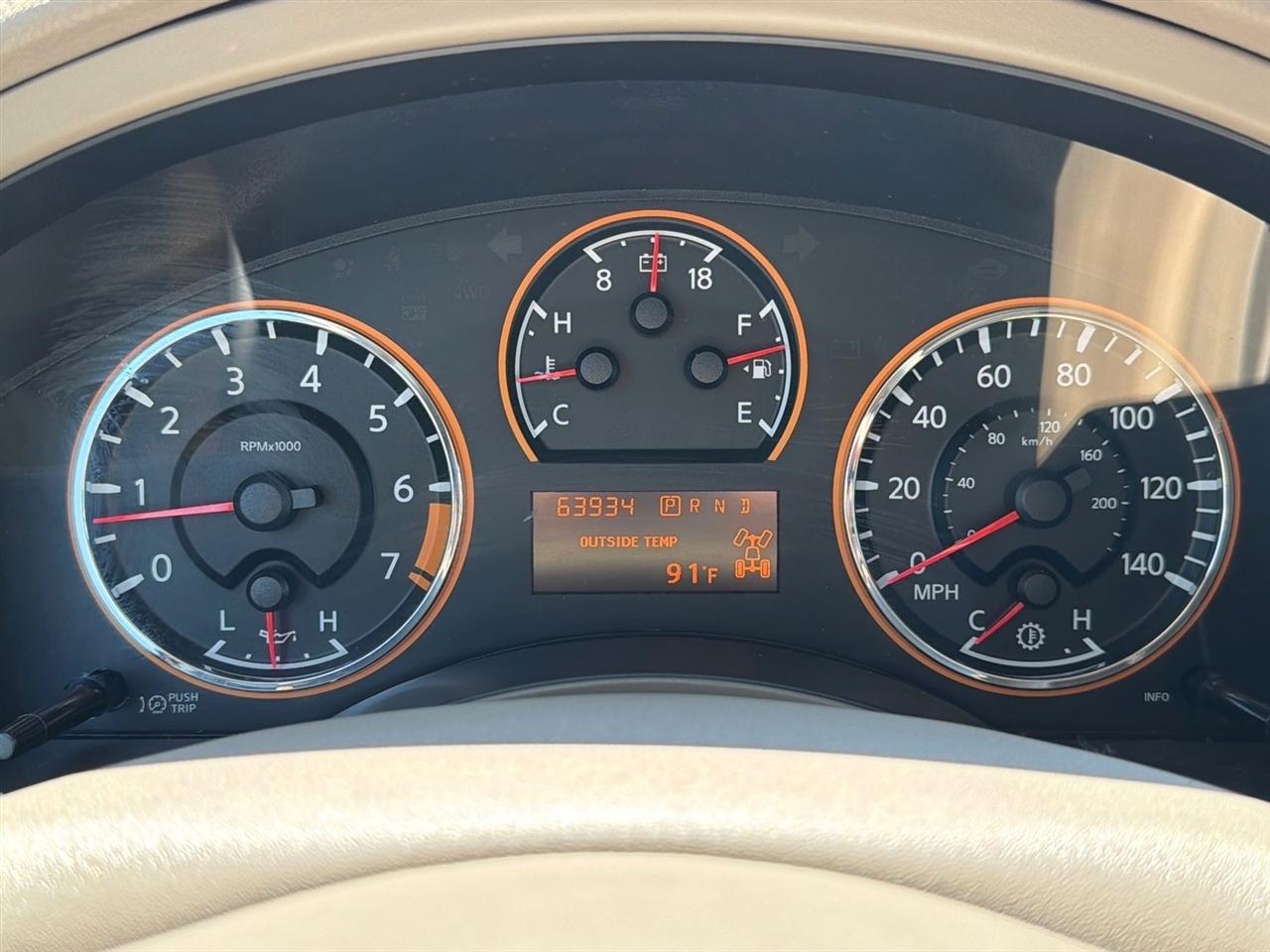 Nissan Armada 4WD 4dr Platinum 2015