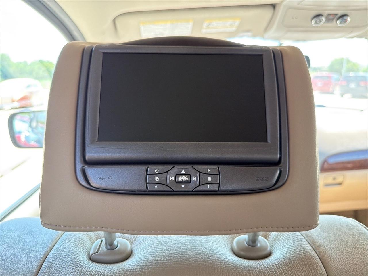 Nissan Armada 4WD 4dr Platinum 2015