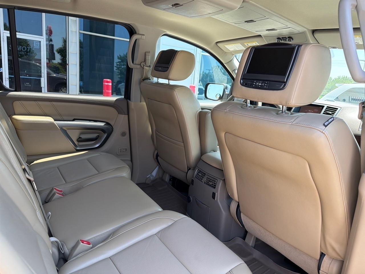 Nissan Armada 4WD 4dr Platinum 2015