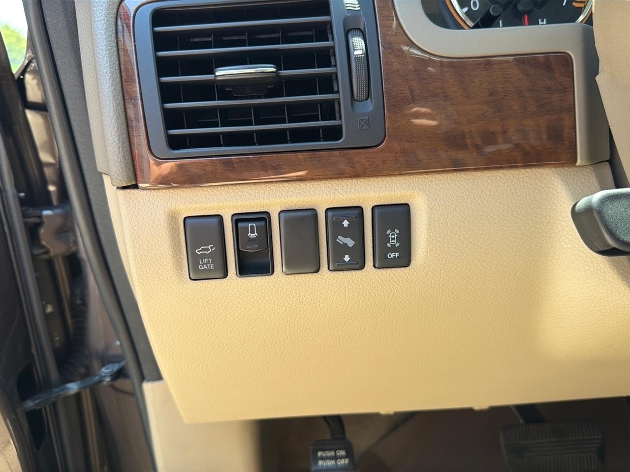 Nissan Armada 4WD 4dr Platinum 2015