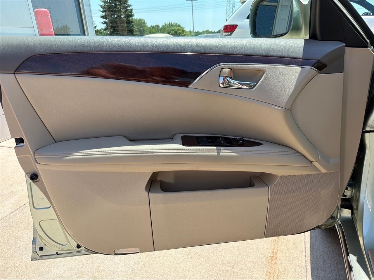 Toyota Avalon 4dr Sdn Touring (Natl) 2008