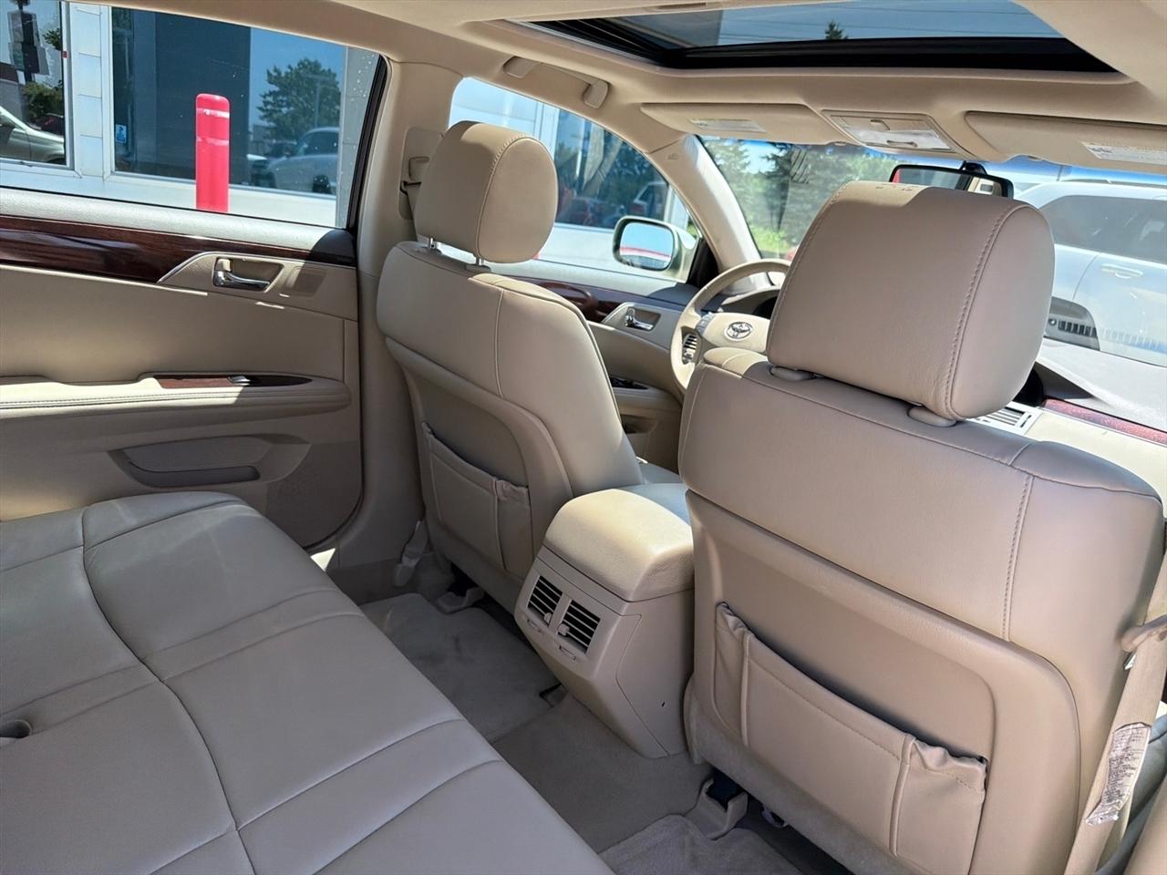 Toyota Avalon 4dr Sdn Touring (Natl) 2008