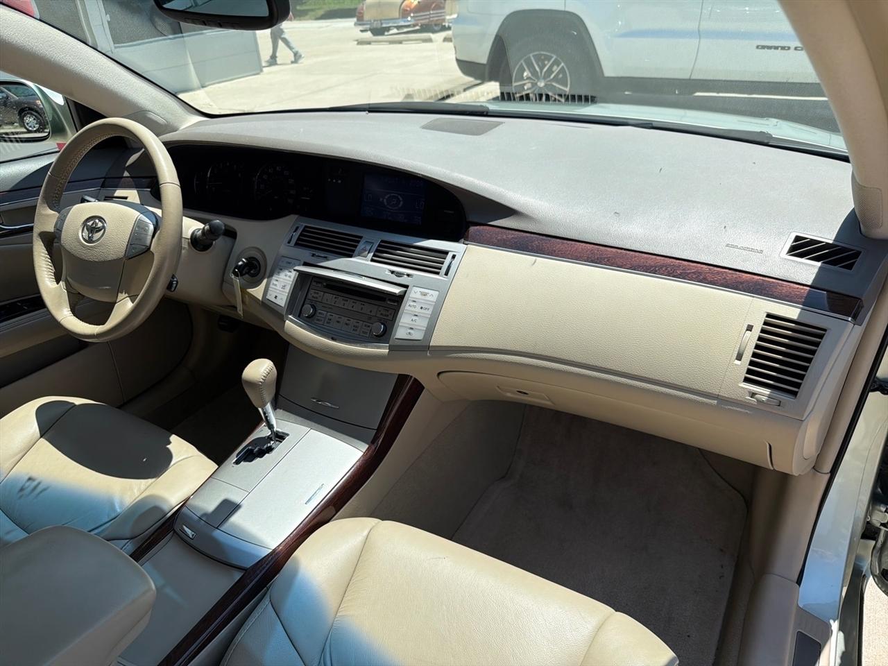 Toyota Avalon 4dr Sdn Touring (Natl) 2008