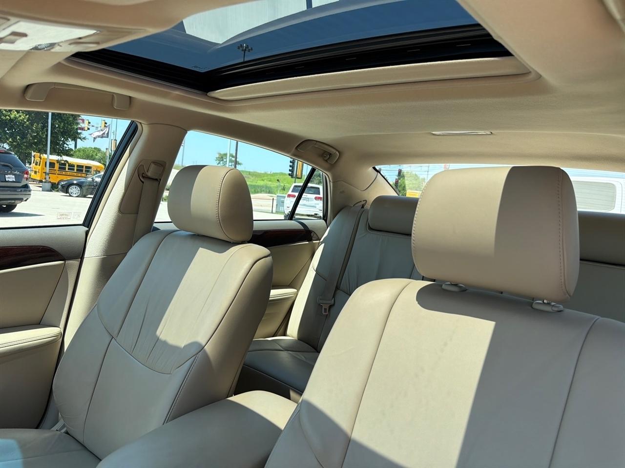 Toyota Avalon 4dr Sdn Touring (Natl) 2008