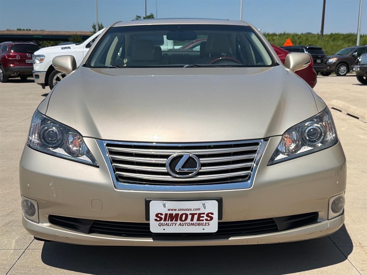 Lexus ES 350 4dr Sdn 2011