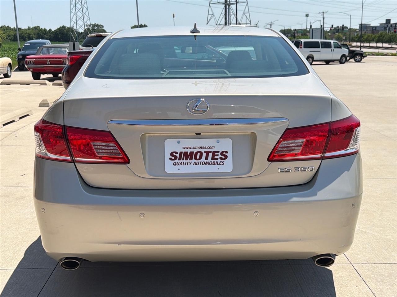 Lexus ES 350 4dr Sdn 2011