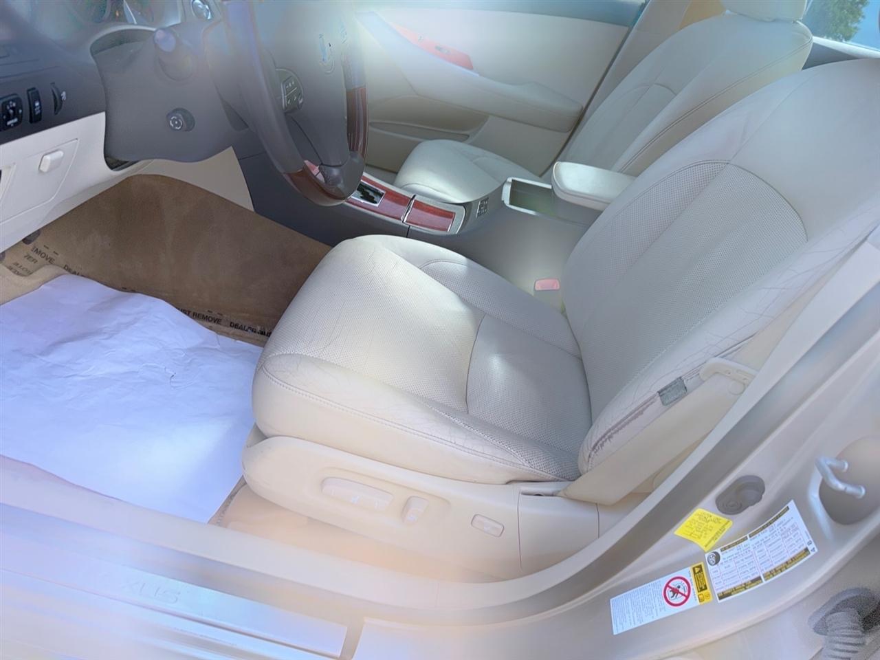 Lexus ES 350 4dr Sdn 2011