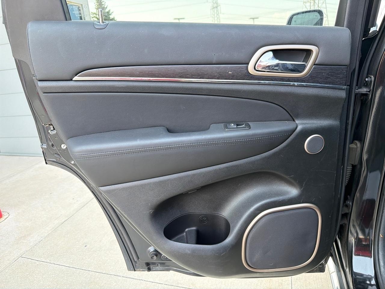 Jeep Grand Cherokee 4WD 4dr Summit 2014