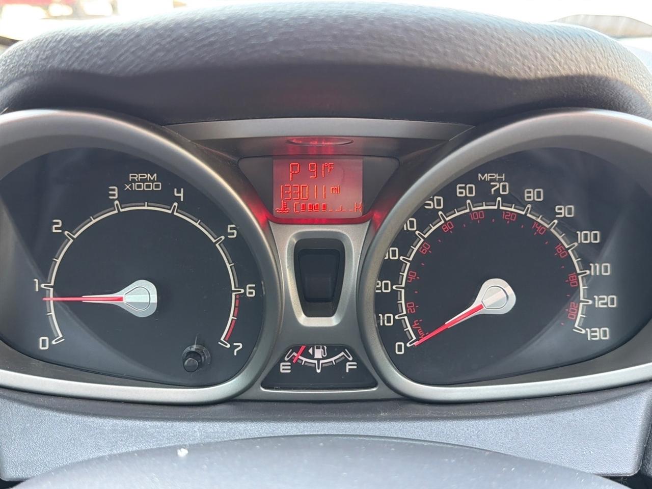 Ford Fiesta 4dr Sdn SE 2013