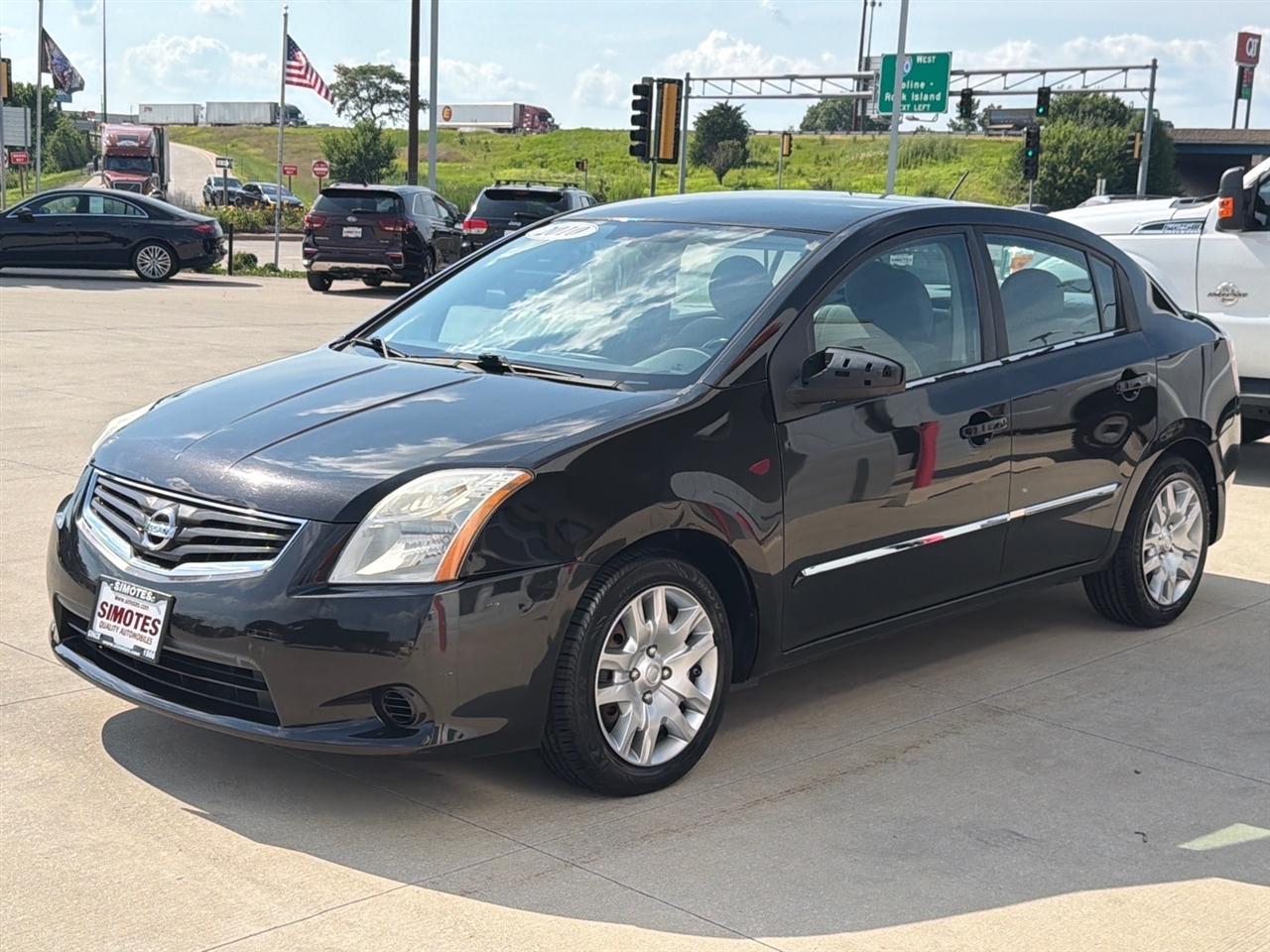 Nissan Sentra 4dr Sdn I4 CVT 2.0 S 2010